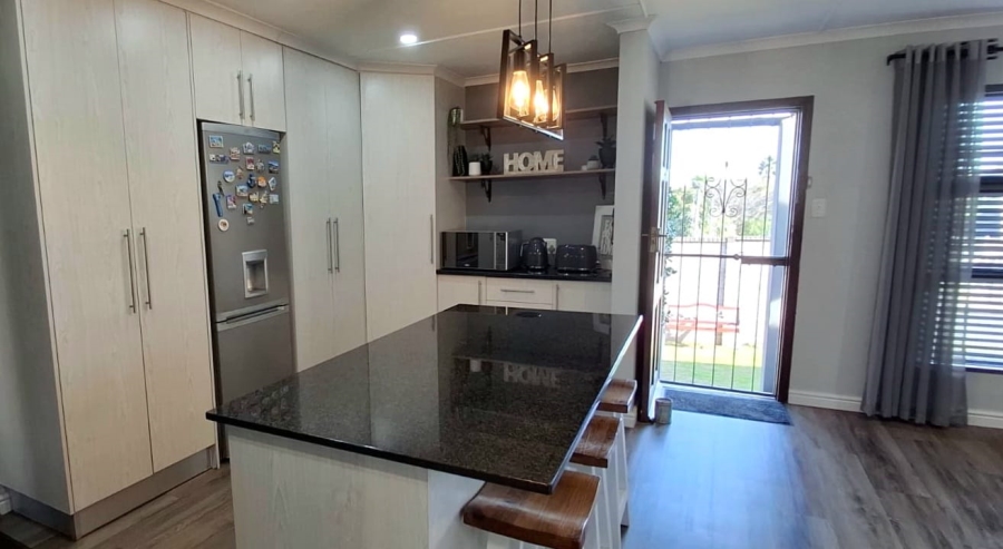 3 Bedroom Property for Sale in Amalinda Eastern Cape